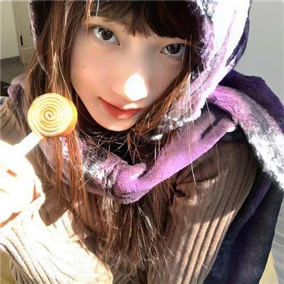向下扭曲