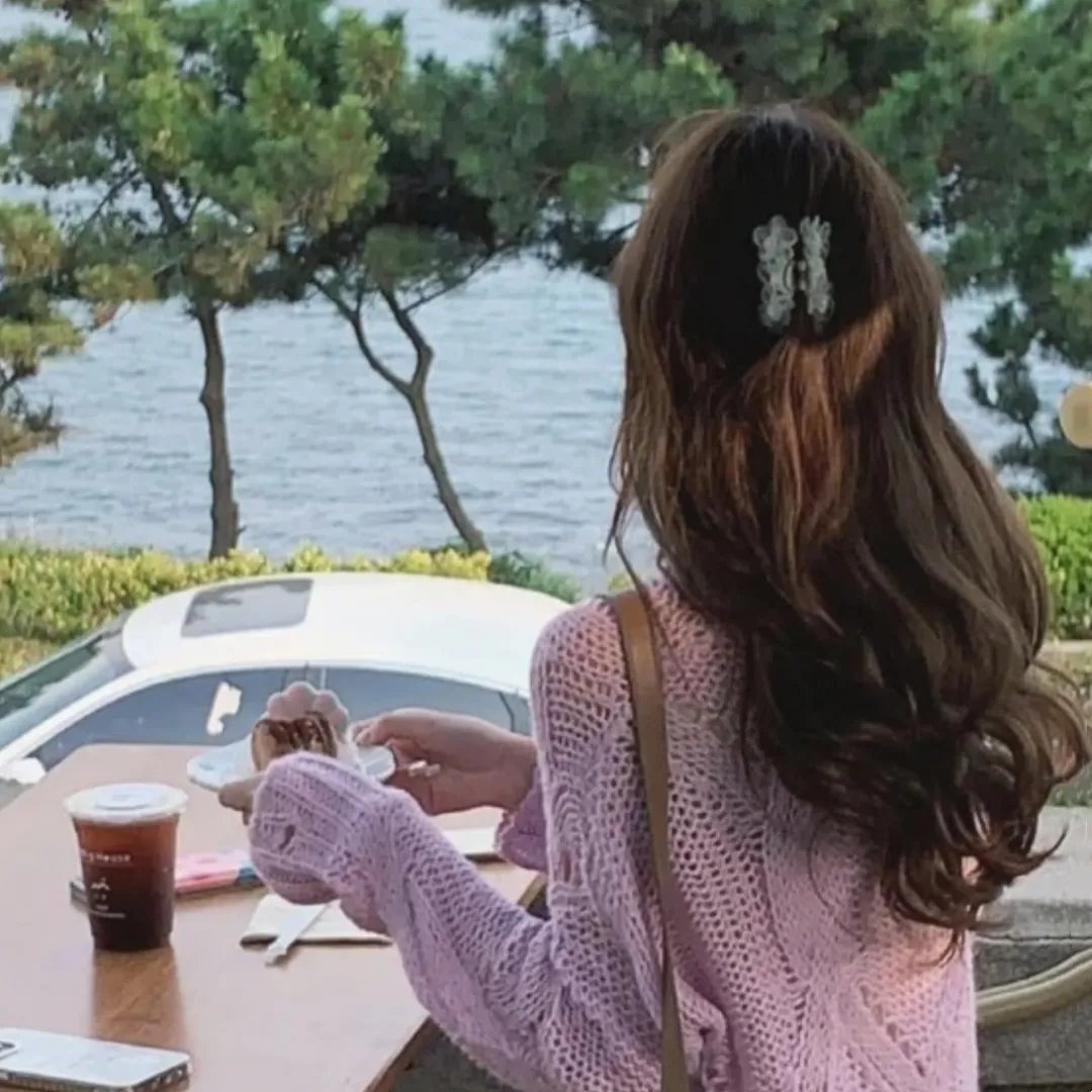 燕语春风